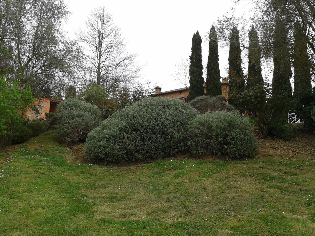 Agriturismo Palazzo Val Del Sasso Vila Villastrada  Exterior foto